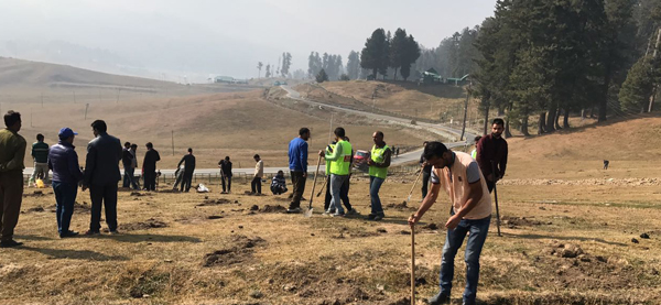 Principle of TourismFirst in action as local community to plant 3 lakh trees in Gulmarg